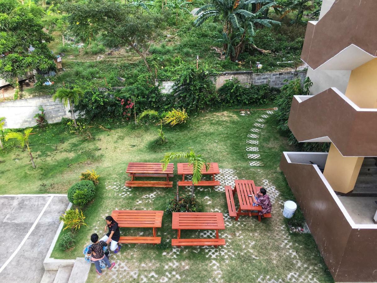 Saekyung Village One Lapu-Lapu City Exteriör bild